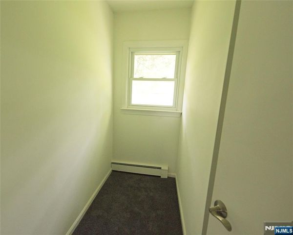 4 Rainbow Trail, Vernon, NJ 07422