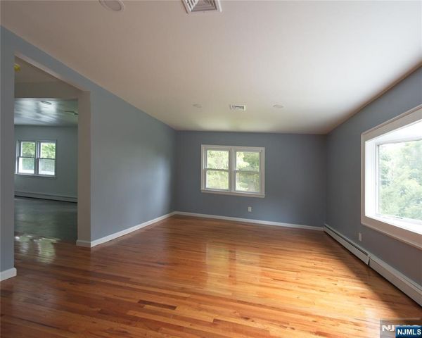 4 Rainbow Trail, Vernon, NJ 07422