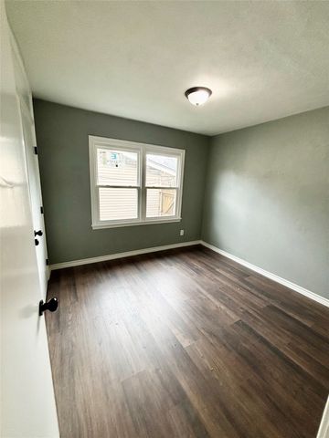 4247 SUMMITT RIDGE, Dallas, TX 75216