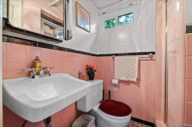 183-41 Dalny Road, Jamaica Estates, NY 11432