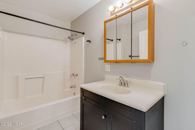 2340 S Wapak Road, Lima, OH 45805