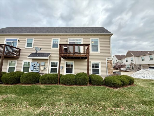 170 80th Street 106, West Des Moines, IA 50266