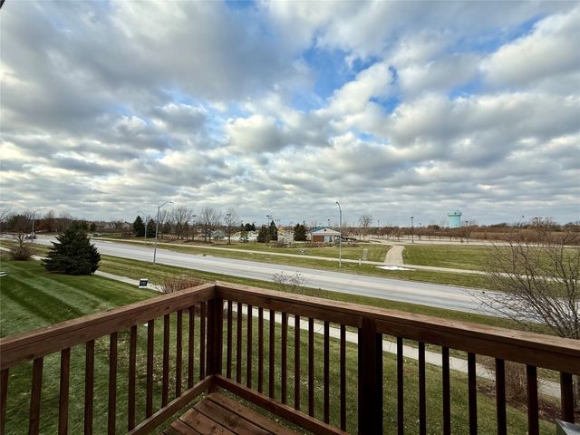 170 80th Street 106, West Des Moines, IA 50266