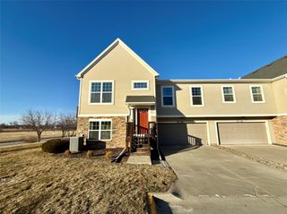 170 80th Street 106, West Des Moines, IA 50266