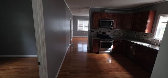 452 N Montello St 1, Brockton, MA 02301
