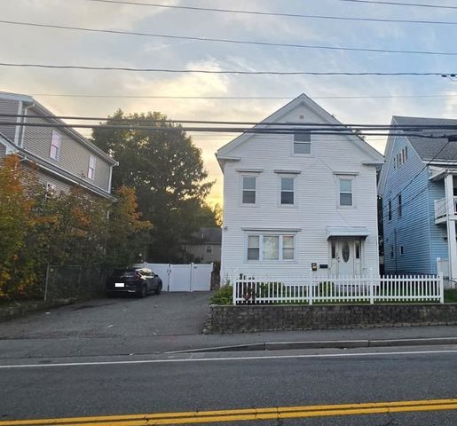 452 N Montello St 1, Brockton, MA 02301