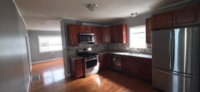 452 N Montello St 1, Brockton, MA 02301