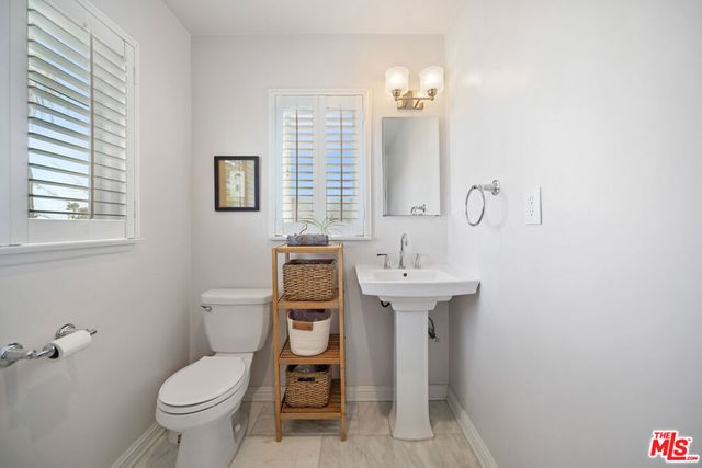 3085 Motor Avenue, Los Angeles, CA 90064