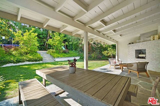 3085 Motor Avenue, Los Angeles, CA 90064