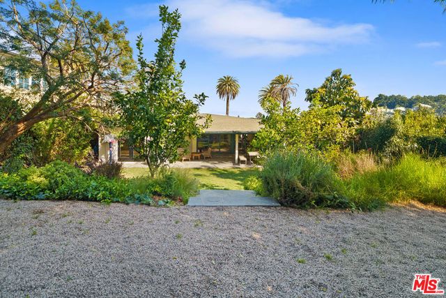 3085 Motor Avenue, Los Angeles, CA 90064