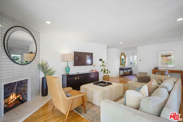 3085 Motor Avenue, Los Angeles, CA 90064