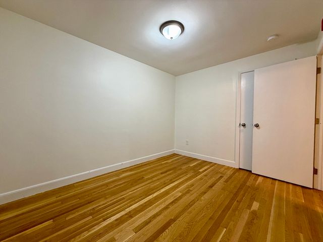 15 Park Avenue 4, Foxboro, MA 02035