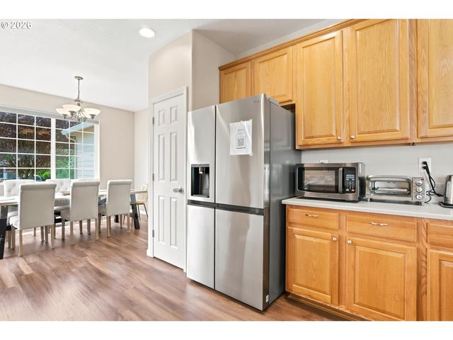 19802 Se 8TH Cir, Camas, WA 98607