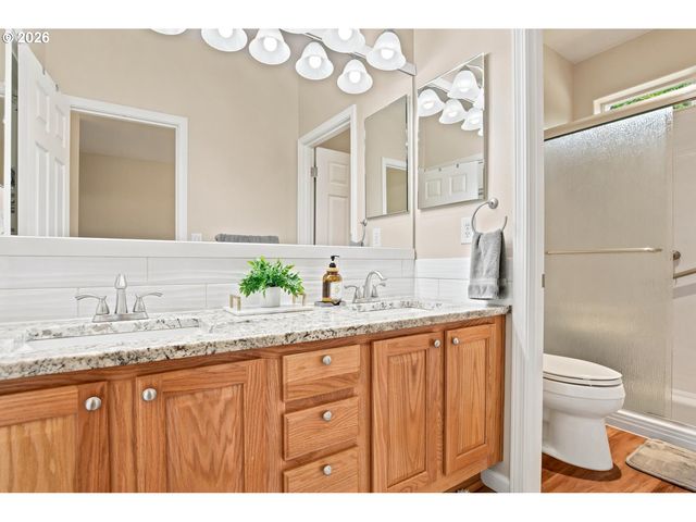 19802 Se 8TH Cir, Camas, WA 98607