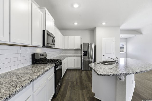 13546 Ailey Knoll Dr, San Antonio, TX 78254