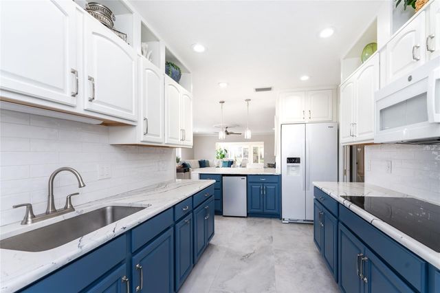 3 BERMUDA CIRCLE 49, Englewood, FL 34223