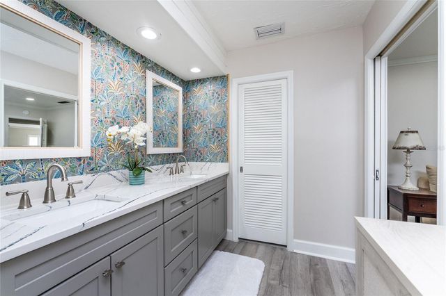 3 BERMUDA CIRCLE 49, Englewood, FL 34223