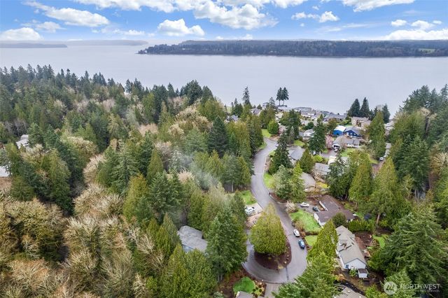 2336 Killarney Court NW, Olympia, WA 98502