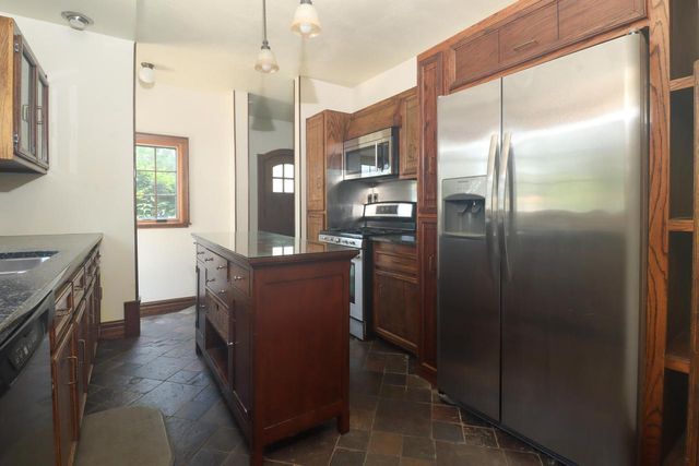 7842 Pershing BOULEVARD, Kenosha, WI 53142