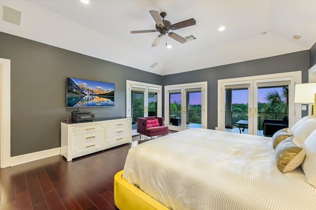 206 Las Lomas DR, West Lake Hills, TX 78746