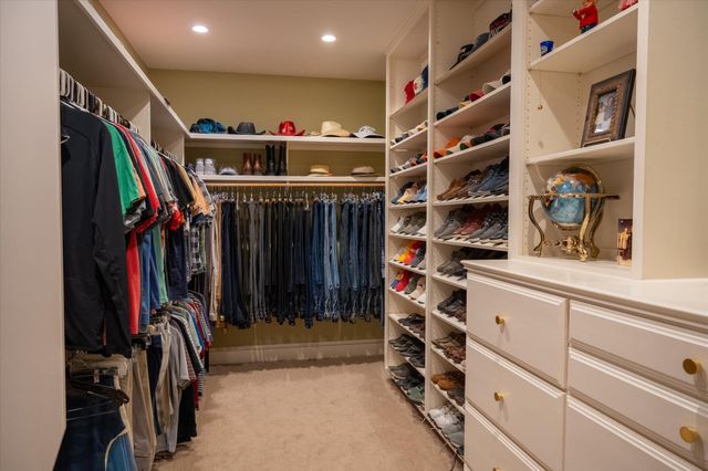 206 Las Lomas DR, West Lake Hills, TX 78746
