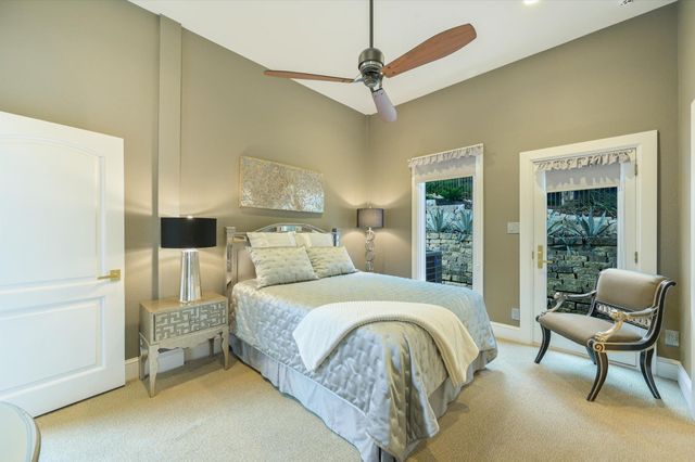 206 Las Lomas DR, West Lake Hills, TX 78746