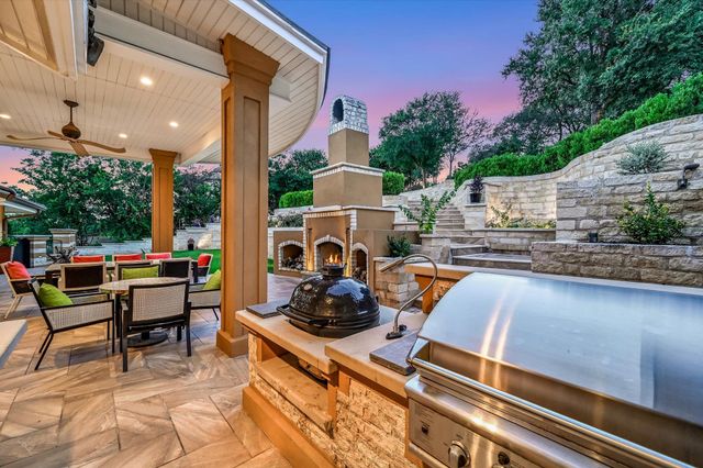 206 Las Lomas DR, West Lake Hills, TX 78746