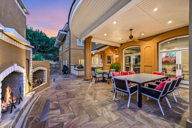206 Las Lomas DR, West Lake Hills, TX 78746