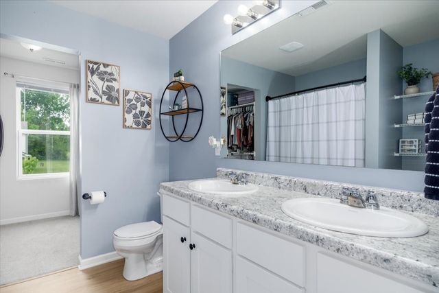 2210 Sunflower Street, Perry, IA 50220