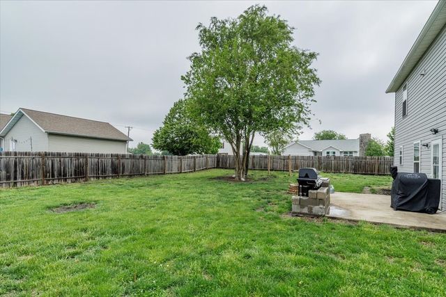 2210 Sunflower Street, Perry, IA 50220