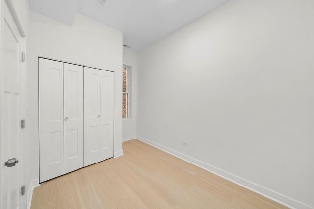 3037 W Lexington Street 1, Chicago, IL 60612