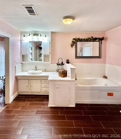 3530 W 73rd Street S, Muskogee, OK 74401