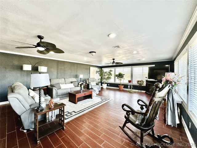 3530 W 73rd Street S, Muskogee, OK 74401