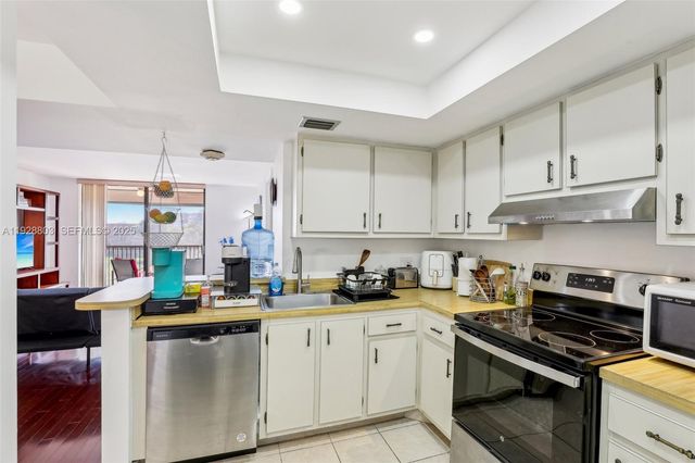 5570 NW 44th Street 510A, Lauderhill, FL 33319