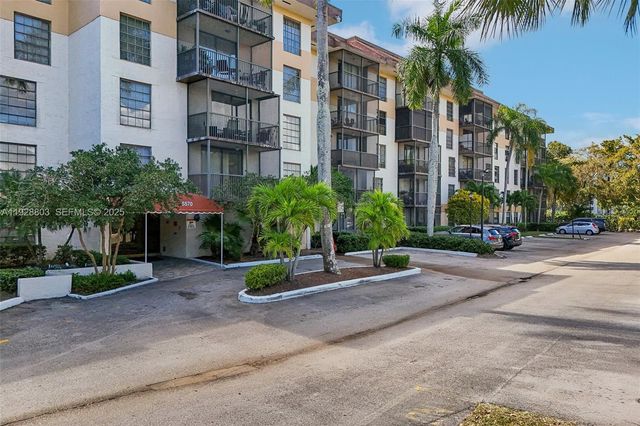 5570 NW 44th Street 510A, Lauderhill, FL 33319
