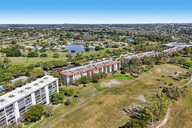 5570 NW 44th Street 510A, Lauderhill, FL 33319