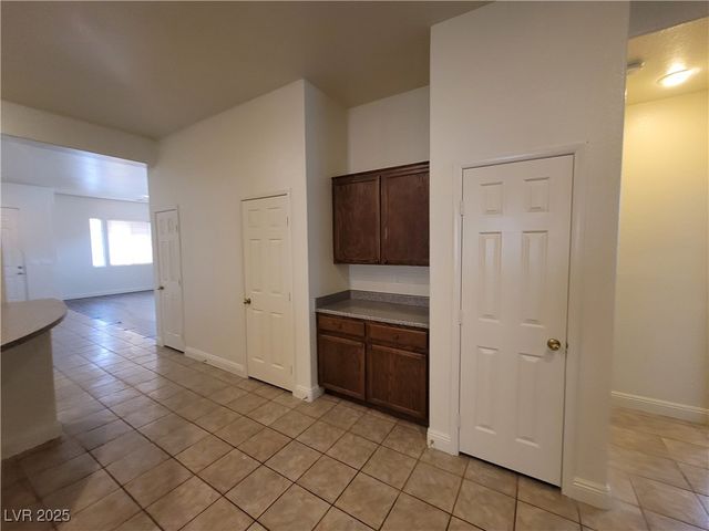 8240 Aurora Peak Avenue, Las Vegas, NV 89131