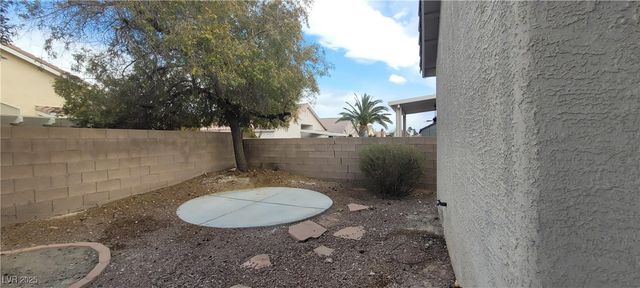 8240 Aurora Peak Avenue, Las Vegas, NV 89131