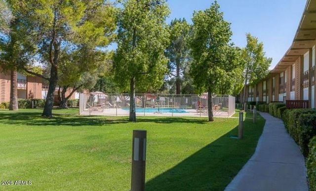 6125 E Indian School Road 216, Scottsdale, AZ 85251