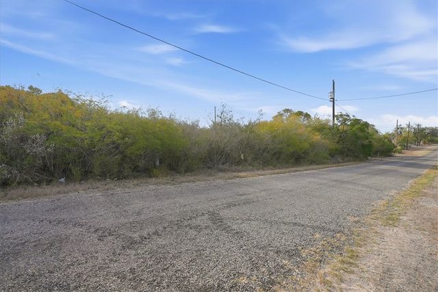 00 Huajilla Bend Rd, Sandia, TX 78383