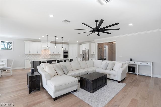 11001 Castlereagh ST, Fort Myers, FL 33913