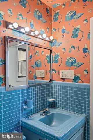 809 CHURCH RD, Elkins Park, PA 19027