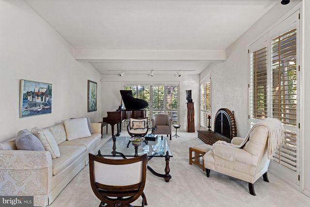 809 CHURCH RD, Elkins Park, PA 19027