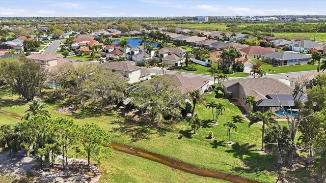 5167 55TH STREET CIRCLE W, Bradenton, FL 34210