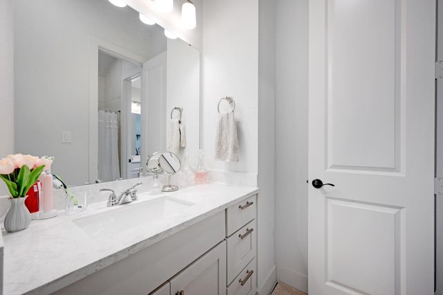 132 Lambs Ear PATH, San Marcos, TX 78666