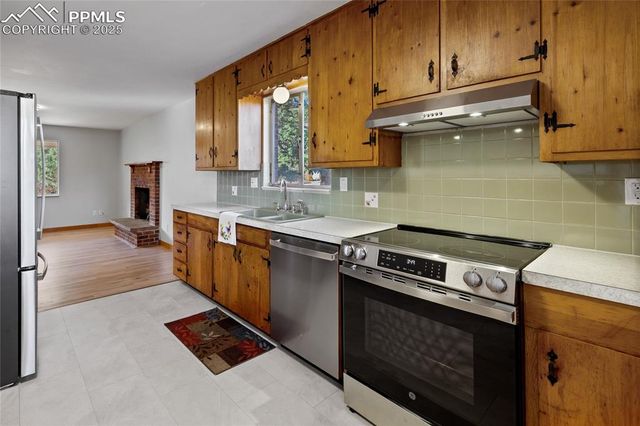 25 High Street, Palmer Lake, CO 80133