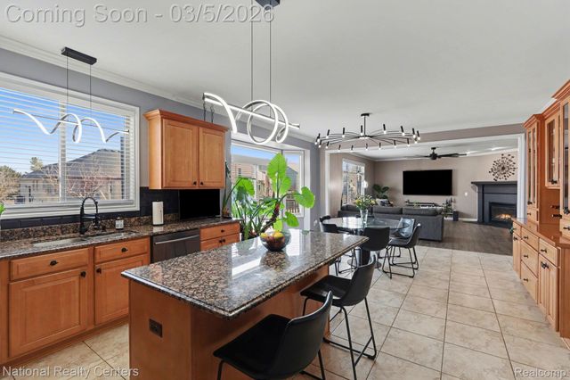 50374 Nesting Ridge Drive, Macomb Township, MI 48044