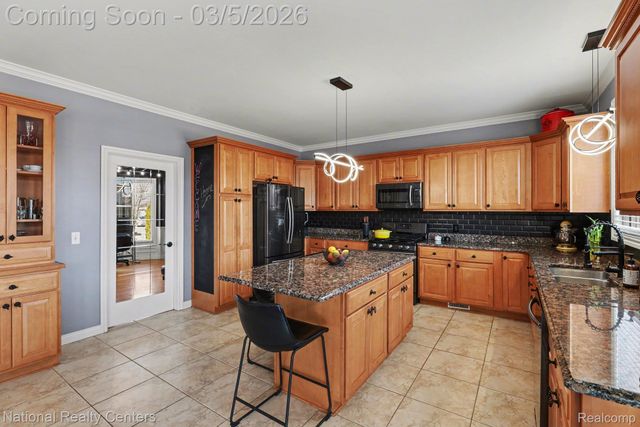 50374 Nesting Ridge Drive, Macomb Township, MI 48044