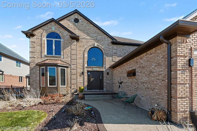 50374 Nesting Ridge Drive, Macomb Township, MI 48044