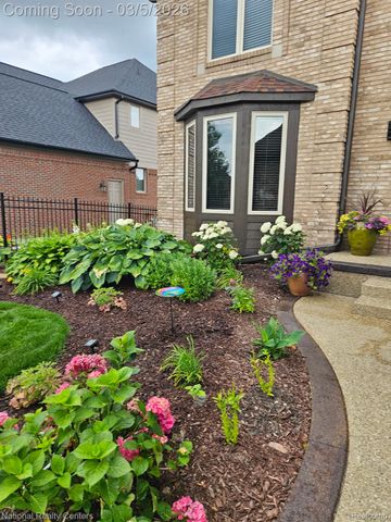 50374 Nesting Ridge Drive, Macomb Township, MI 48044